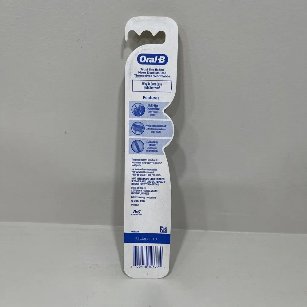 Oral-B Ultra Dense Soft Bristles Manual Toothbrush Compact Clean Green W